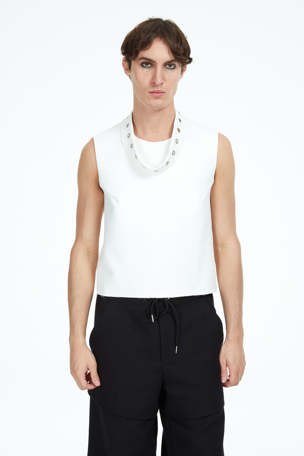 sleeveless top with neck band