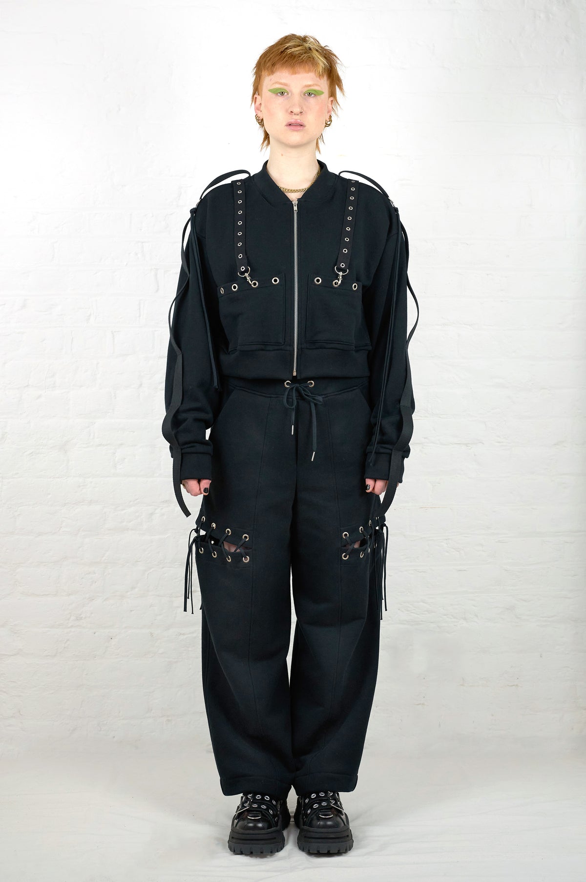 eyelets trousers