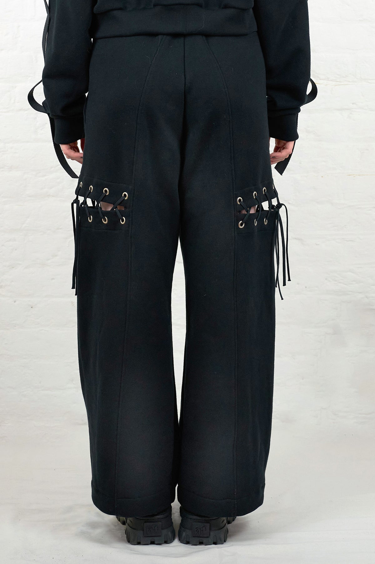 EYELETS TROUSERS